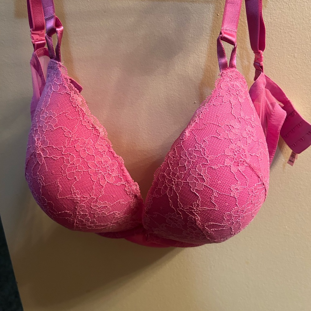 Victoria's Secret Pink Lace Bra Full Coverage
